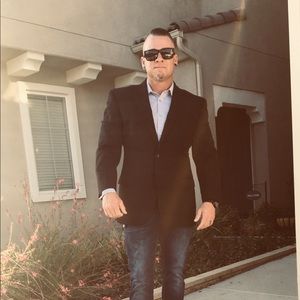 Meet your Posher, Bill